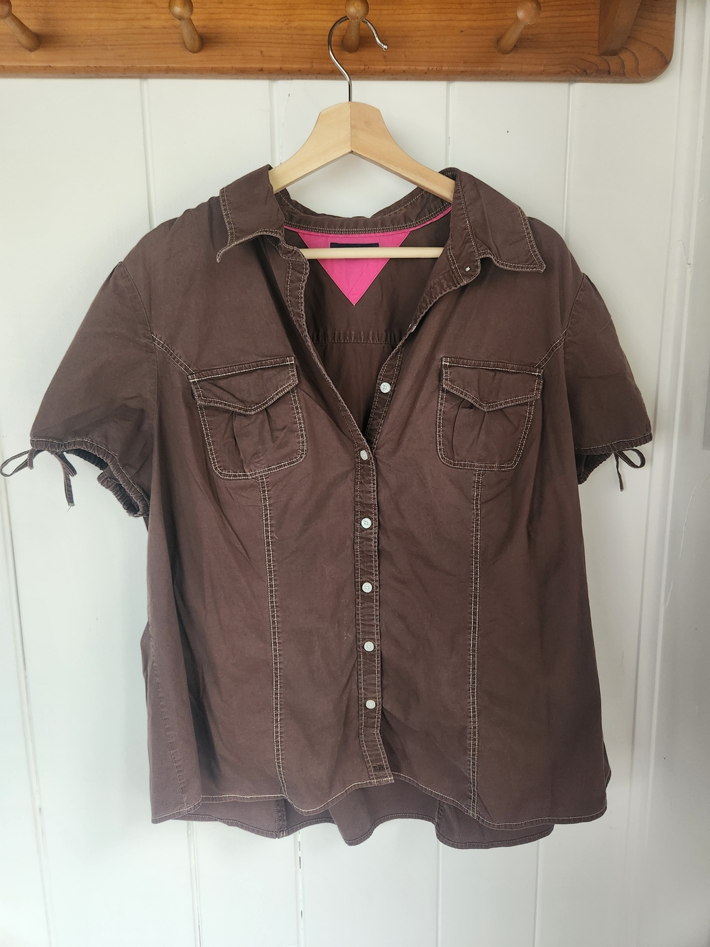Tommy Hilfiger Y2K Brown Short-Sleeve Button Down Shirt